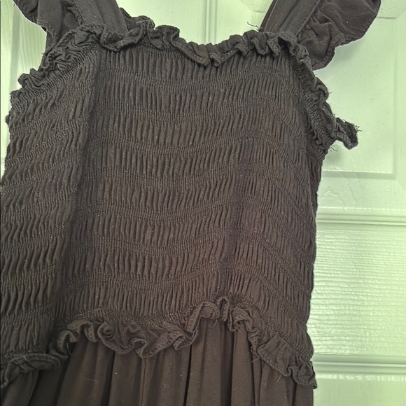 Worn Once - Black Ruffled Sleeveless Romper - Picture 6 of 7